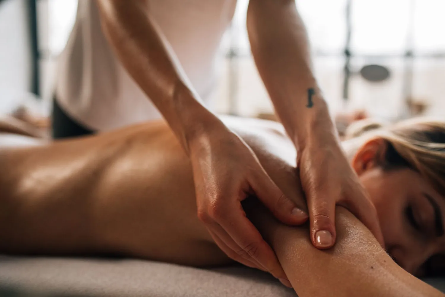 Relaxing spa treatment — the gift of wellness at Sunflower Massage